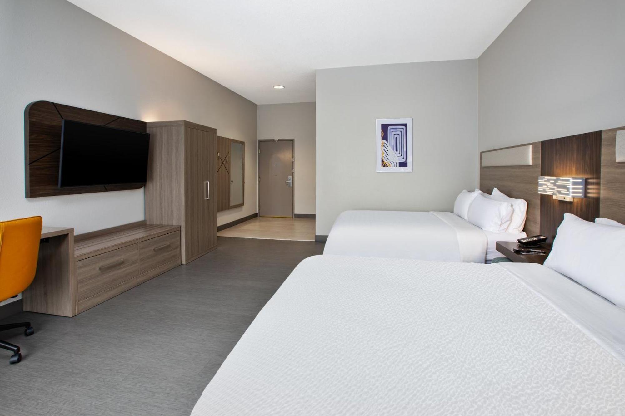 Holiday Inn Express Fremont By Ihg Екстериор снимка